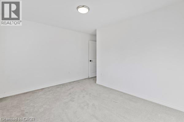 37 Delena Avenue S, Hamilton, ON - Indoor Photo Showing Other Room