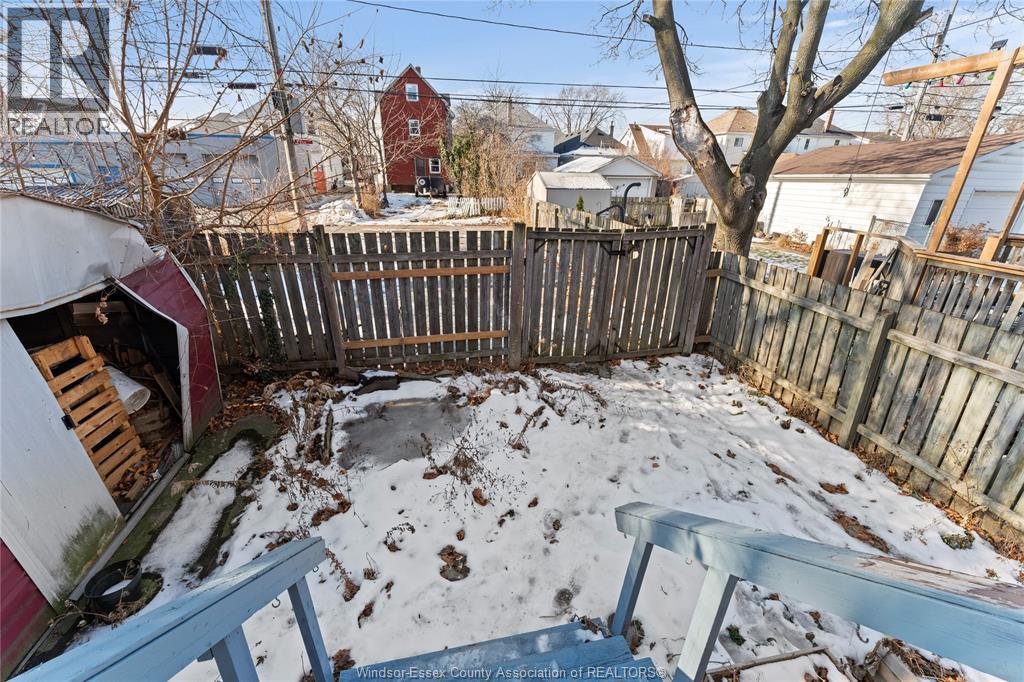 977 Gladstone, Windsor, ON - Outdoor