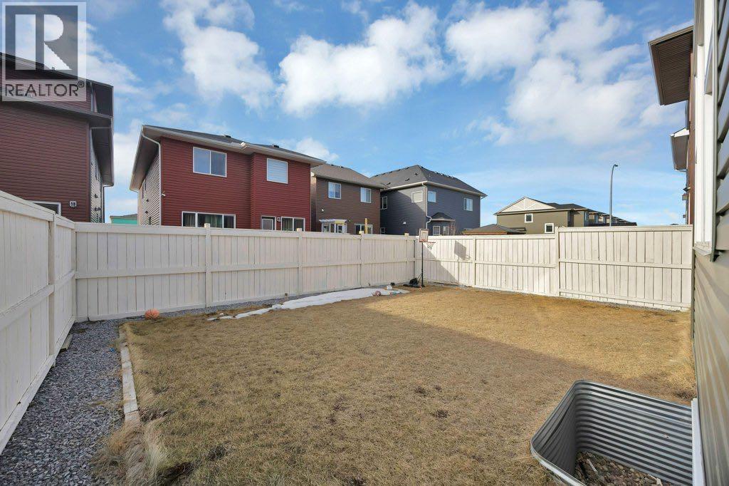 93 Saddlestone Place Ne, Calgary, AB - Outdoor