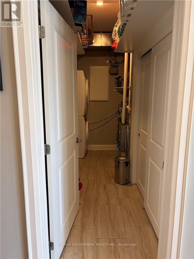 36 Bishop Sherlock Lane, Hamilton, ON - Indoor Photo Showing Other Room