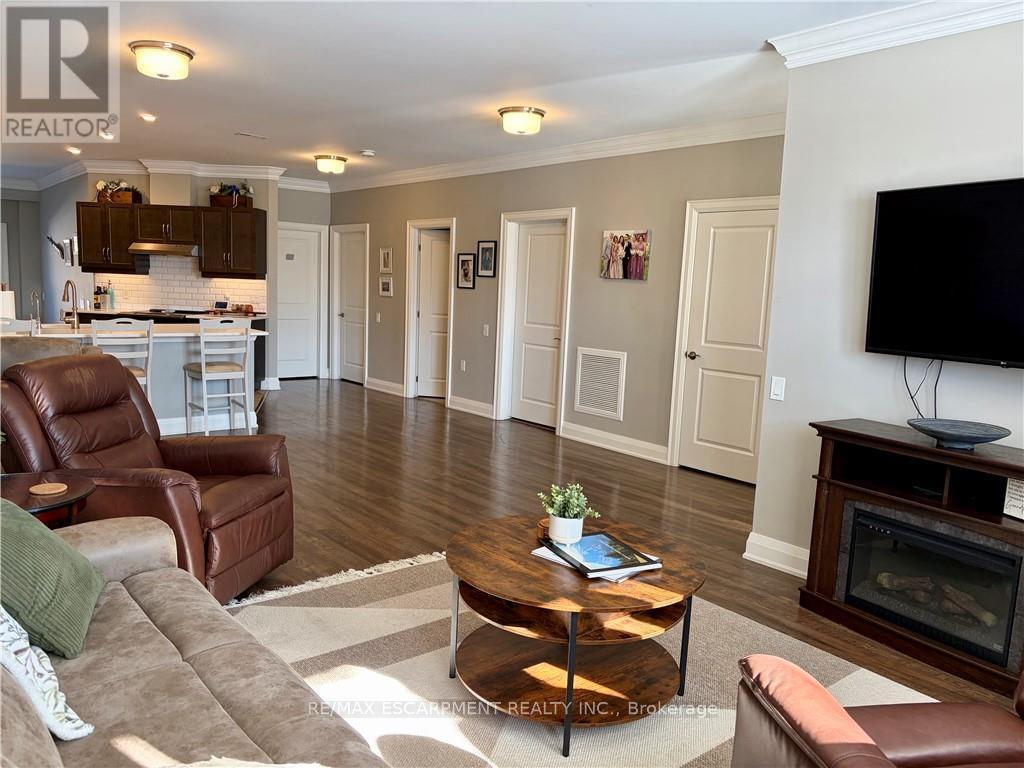 36 Bishop Sherlock Lane, Hamilton, ON - Indoor Photo Showing Living Room