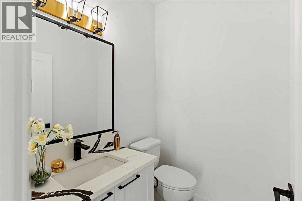 8 Ranchers Meadows, Okotoks, AB - Indoor Photo Showing Bathroom