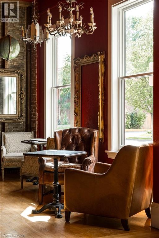 3 Main Street, Hamilton, ON