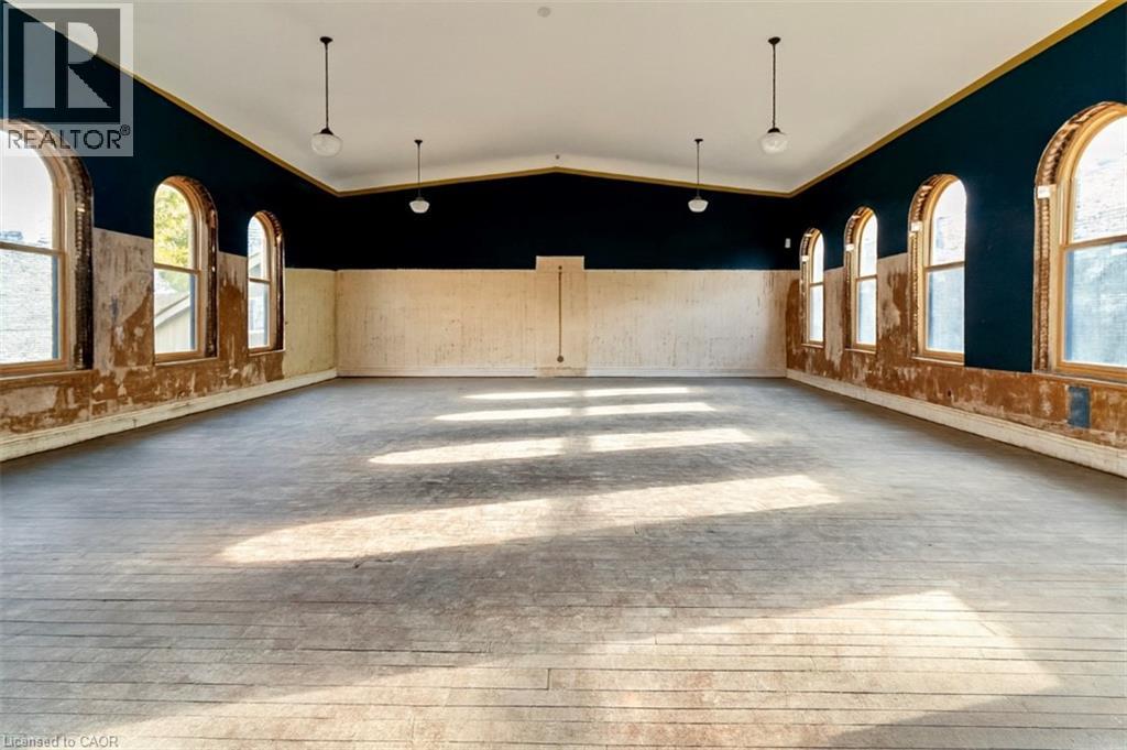 3 Main Street, Hamilton, ON