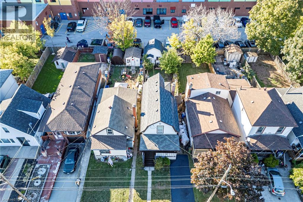 23 Frederick Avenue, Hamilton, ON - Outdoor