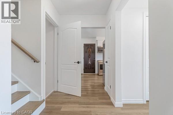 879 Upper Sherman Avenue, Hamilton, ON - Indoor Photo Showing Other Room