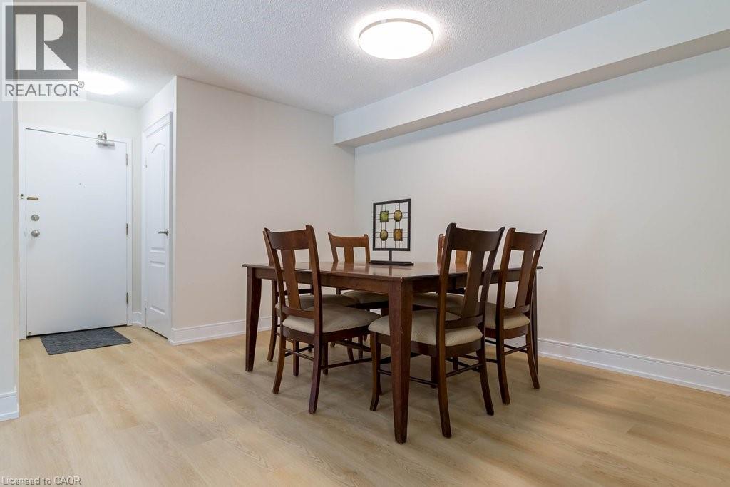 1450 Glen Abbey Gate Unit# 913, Oakville, ON