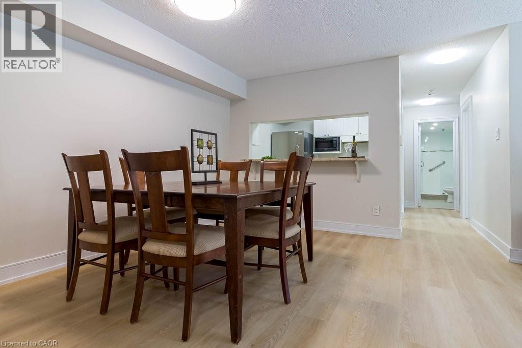 1450 Glen Abbey Gate Unit# 913, Oakville, ON