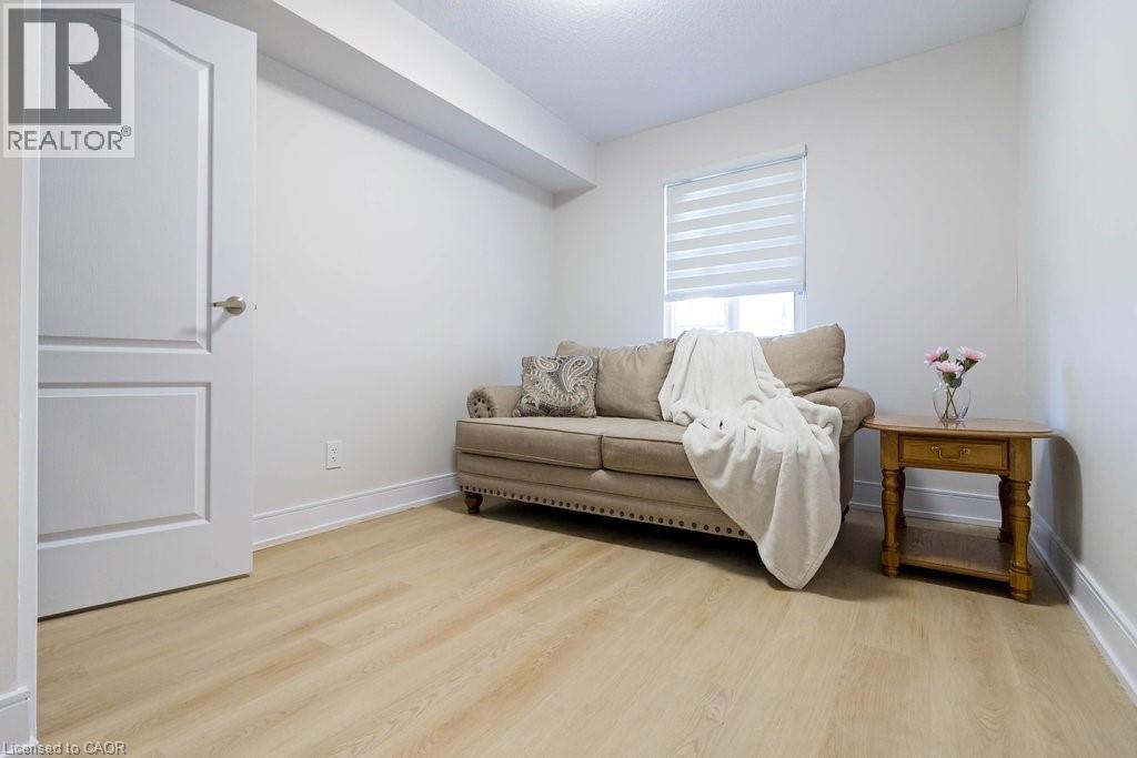 1450 Glen Abbey Gate Unit# 913, Oakville, ON