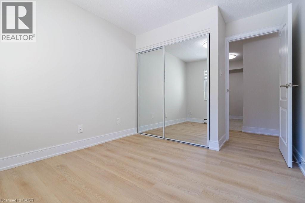1450 Glen Abbey Gate Unit# 913, Oakville, ON