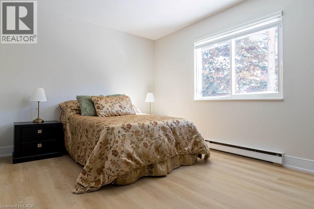 1450 Glen Abbey Gate Unit# 913, Oakville, ON