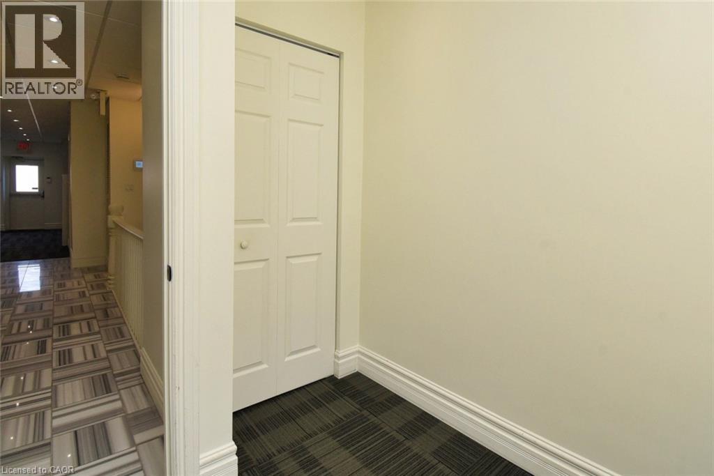 329 King Street E Unit# 2, Hamilton, ON - Indoor Photo Showing Other Room