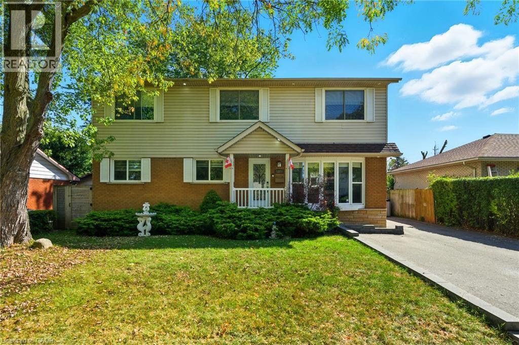 5372 Spruce Avenue, Burlington, ON - Outdoor With Deck Patio Veranda