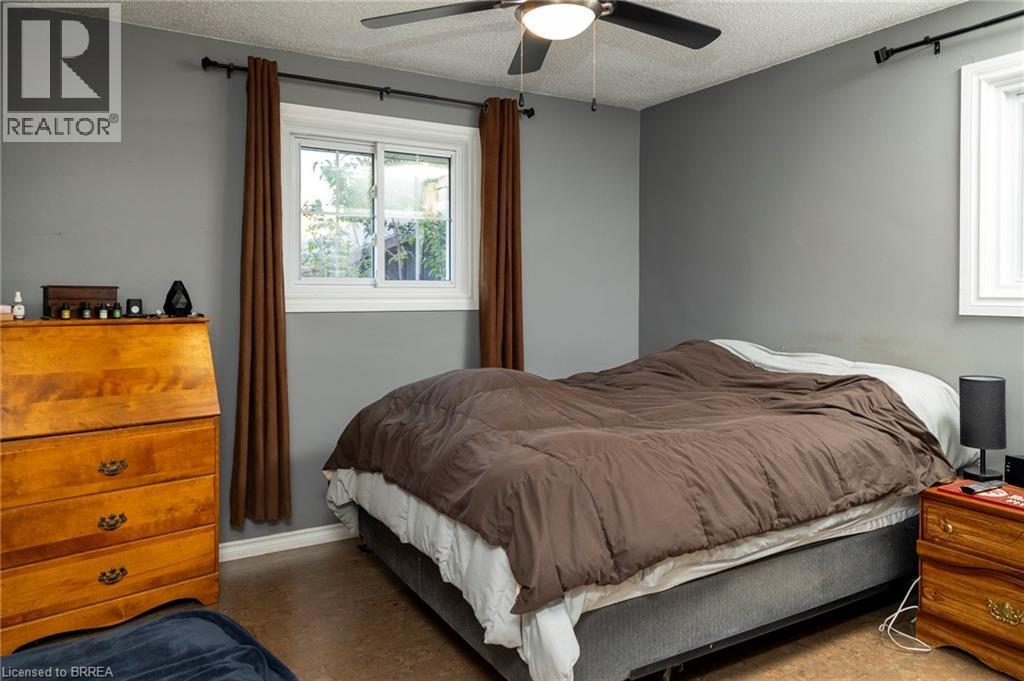 976 Mcdowell Road E, Simcoe, ON - Indoor Photo Showing Bedroom