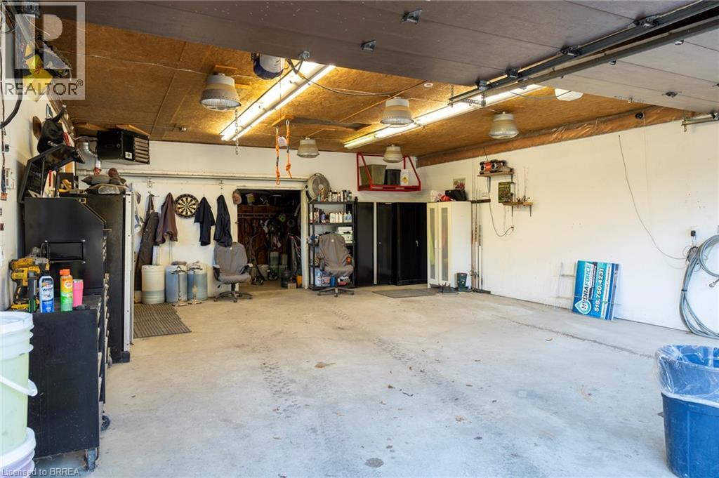976 Mcdowell Road E, Simcoe, ON - Indoor Photo Showing Garage