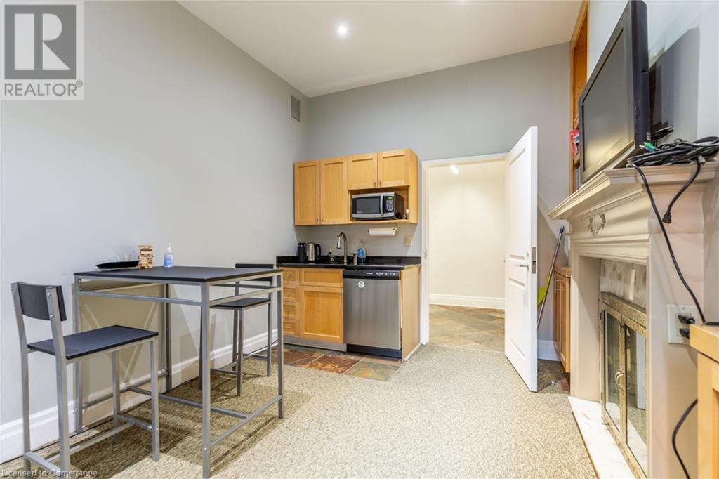 21 Bold Street, Hamilton, ON