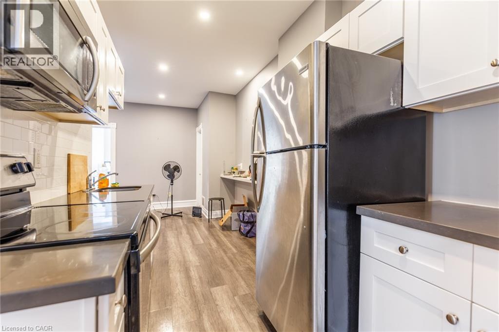 21 Bold Street, Hamilton, ON