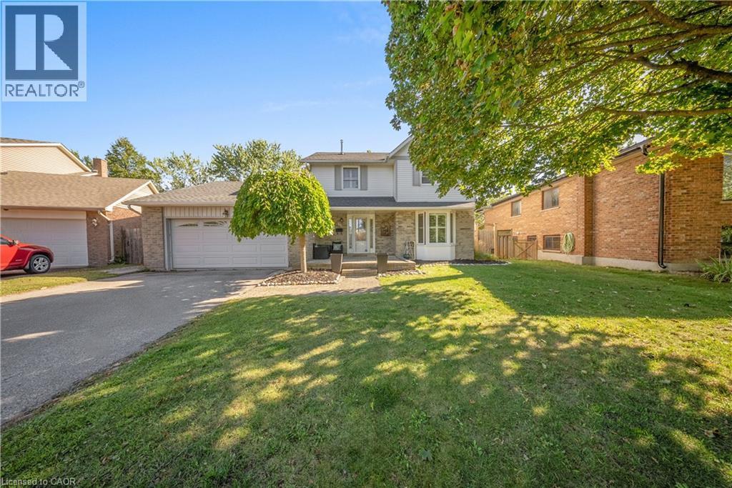 54 Pathfinder Crescent, Kitchener, ON - Outdoor