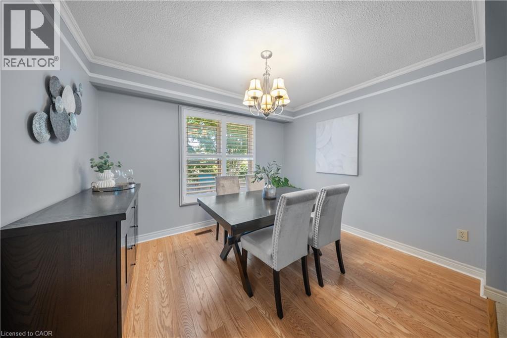 54 Pathfinder Crescent, Kitchener, ON - Indoor Photo Showing Dining Room