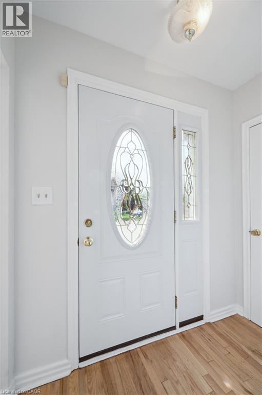 2237 Joyce Street, Burlington, ON - Indoor Photo Showing Other Room