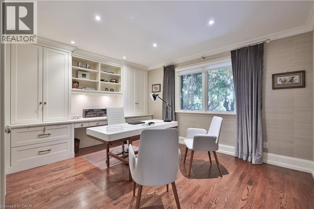 342 Pomona Avenue, Burlington, ON - Indoor Photo Showing Office