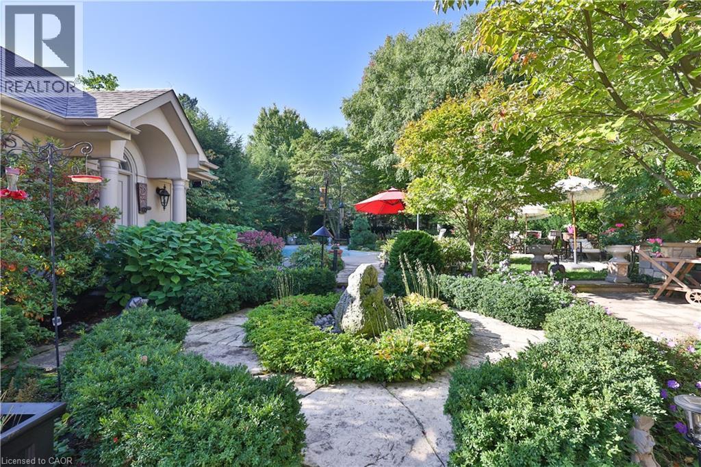 342 Pomona Avenue, Burlington, ON - Outdoor