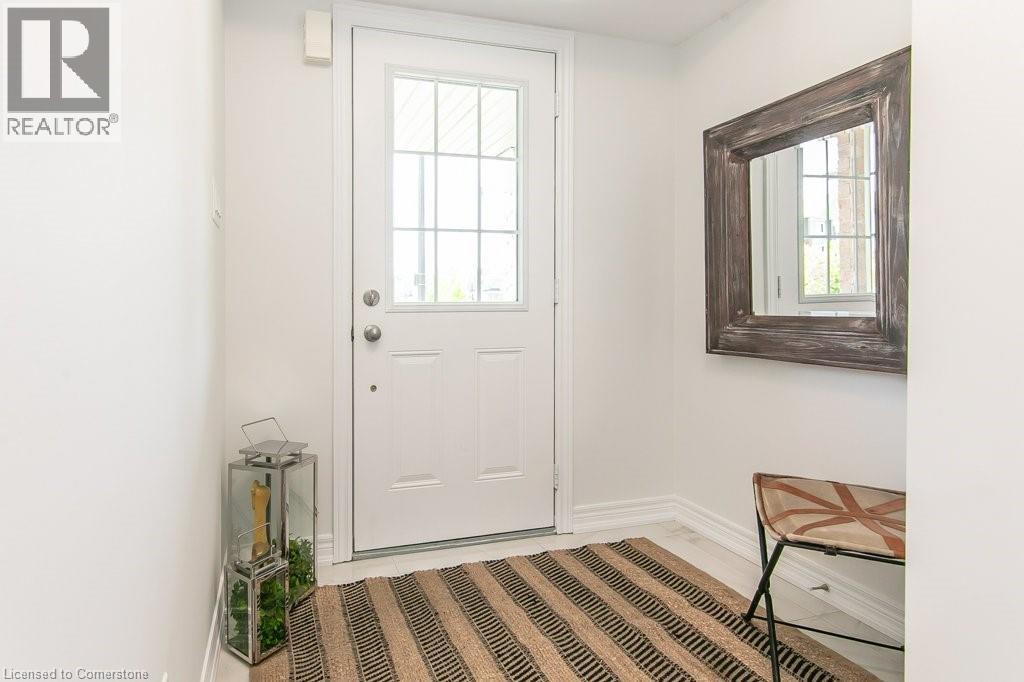 Front Foyer with ceramic tile - 386 Linden Drive, Cambridge, ON - Indoor Photo Showing Other Room