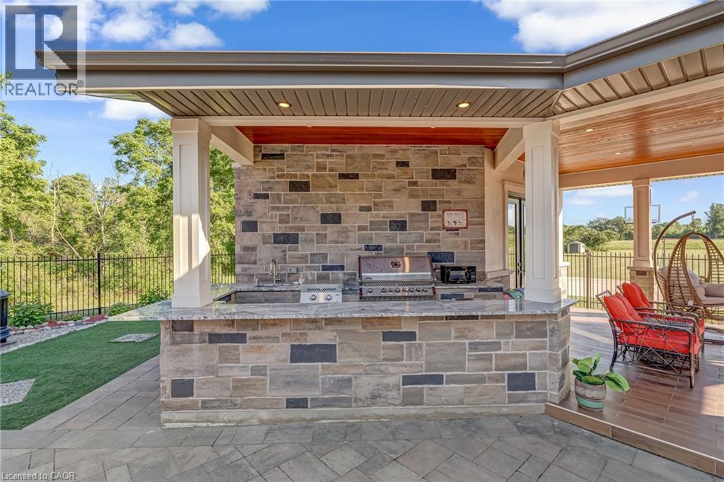 3122 Cedar Springs Road, Burlington, ON - Outdoor