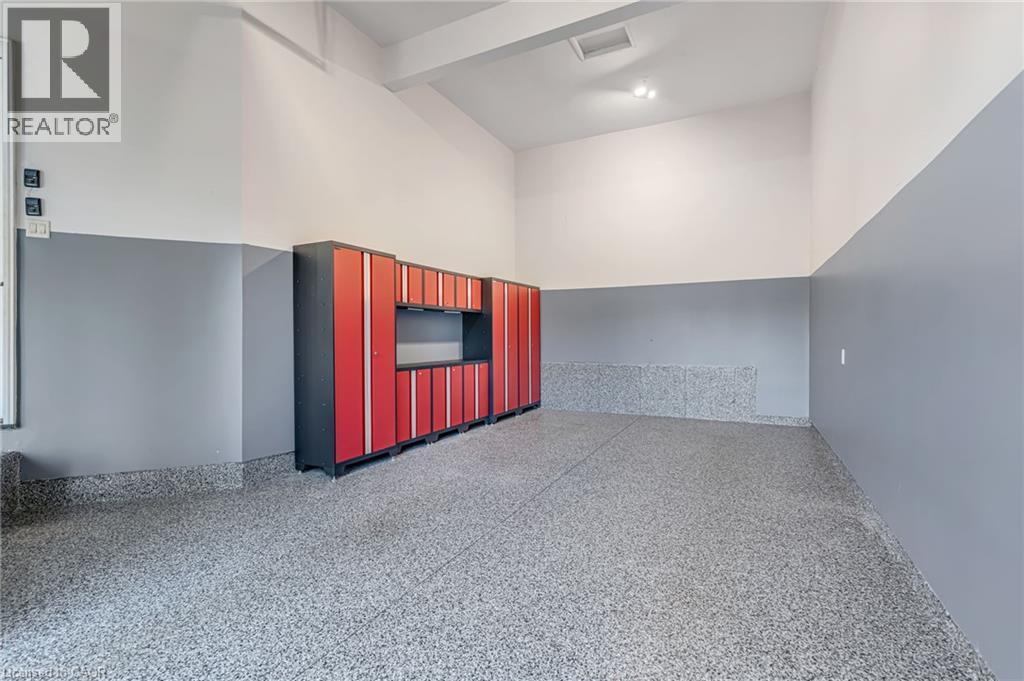 3122 Cedar Springs Road, Burlington, ON - Indoor Photo Showing Other Room