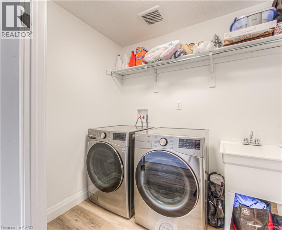 81 Fifth Avenue, Kitchener, ON - Indoor Photo Showing Laundry Room