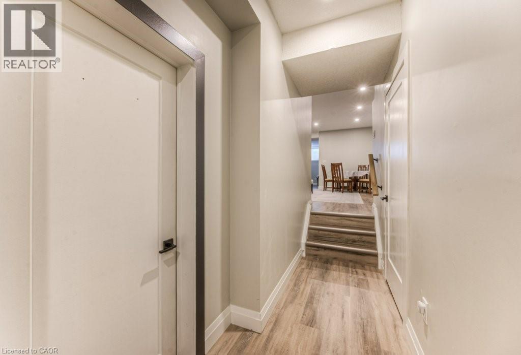 81 Fifth Avenue, Kitchener, ON - Indoor Photo Showing Other Room