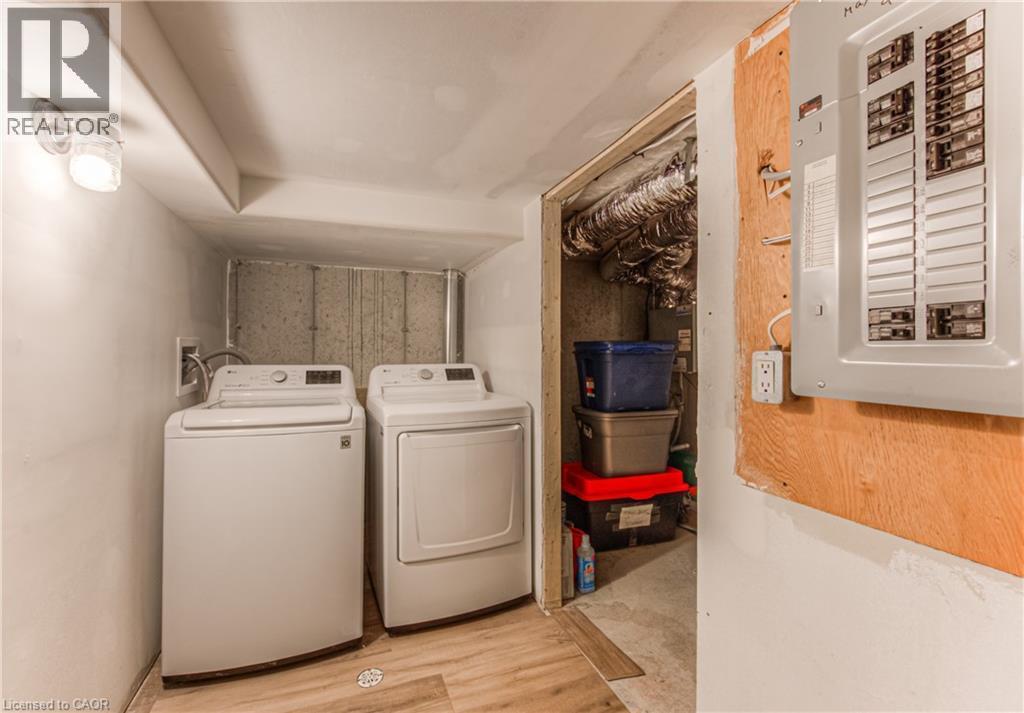 81 Fifth Avenue, Kitchener, ON - Indoor Photo Showing Laundry Room