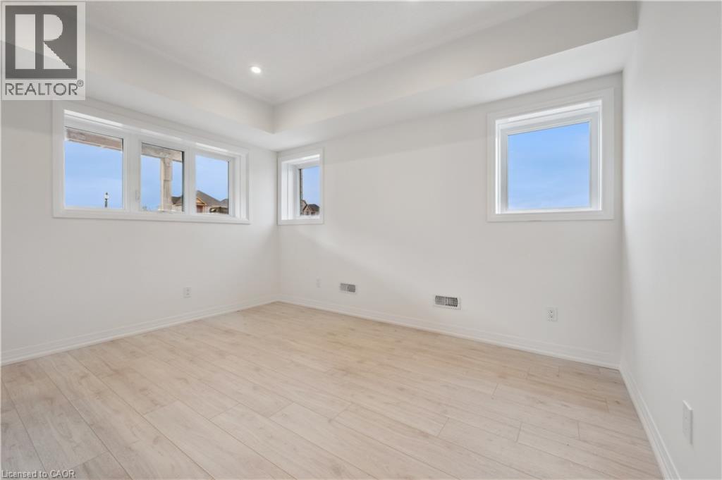 15 Stauffer Woods Trail Unit# B6, Kitchener, ON - Indoor Photo Showing Other Room