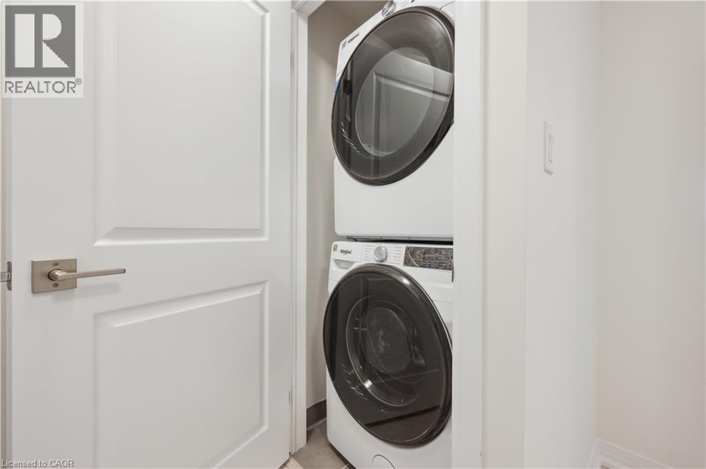 15 Stauffer Woods Trail Unit# B6, Kitchener, ON - Indoor Photo Showing Laundry Room
