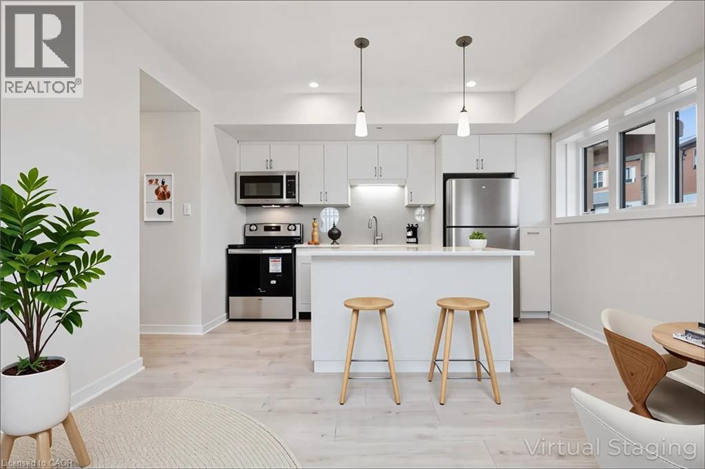 15 Stauffer Woods Trail Unit# B6, Kitchener, ON - Indoor Photo Showing Kitchen