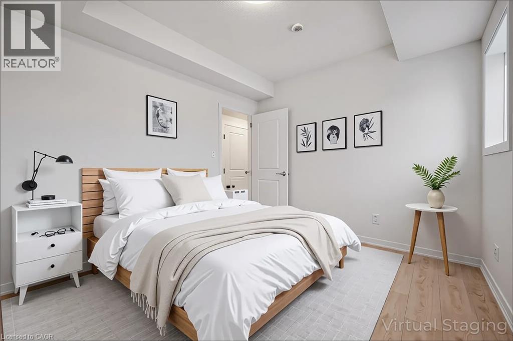 15 Stauffer Woods Trail Unit# B6, Kitchener, ON - Indoor Photo Showing Bedroom