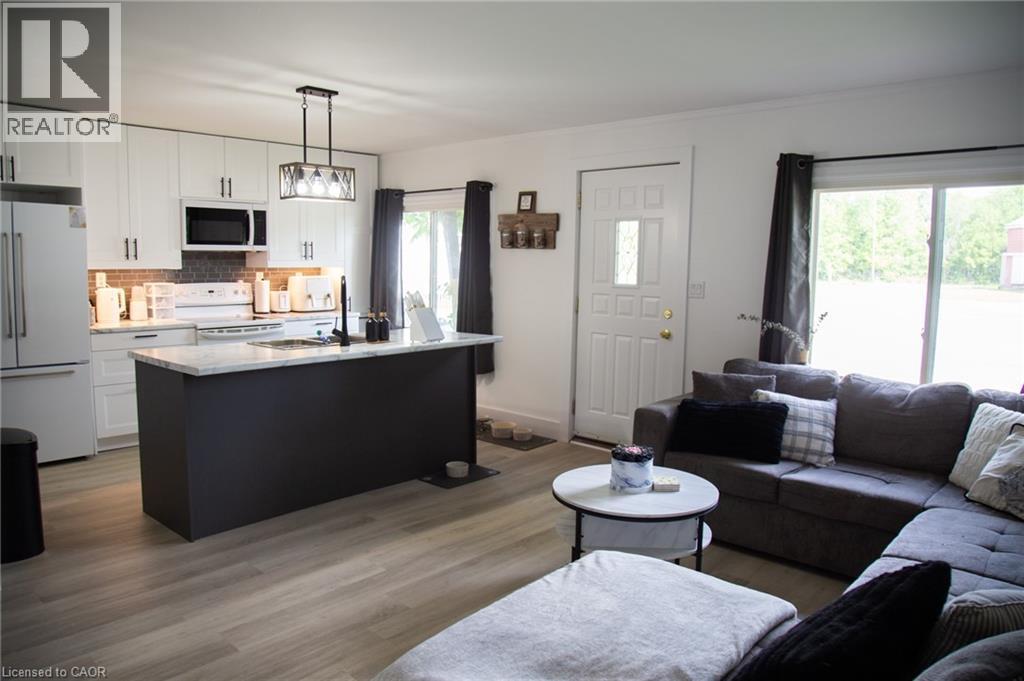 948 Mcdowell Road E, Simcoe, ON - Indoor