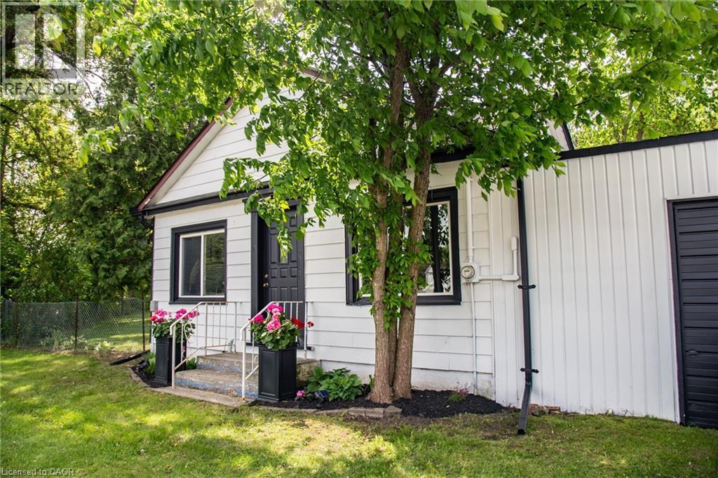 948 Mcdowell Road E, Simcoe, ON - Outdoor