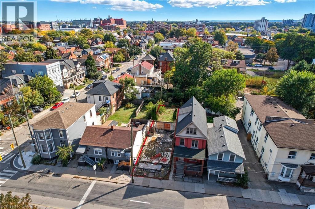 186 John Street N, Hamilton, ON