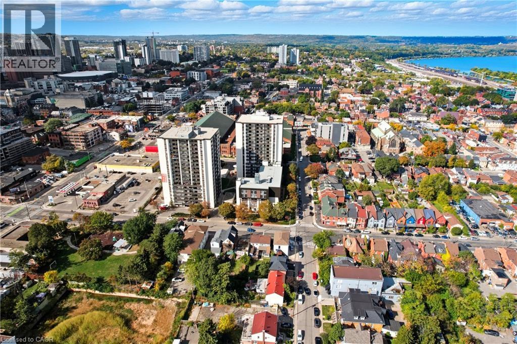 186 John Street N, Hamilton, ON