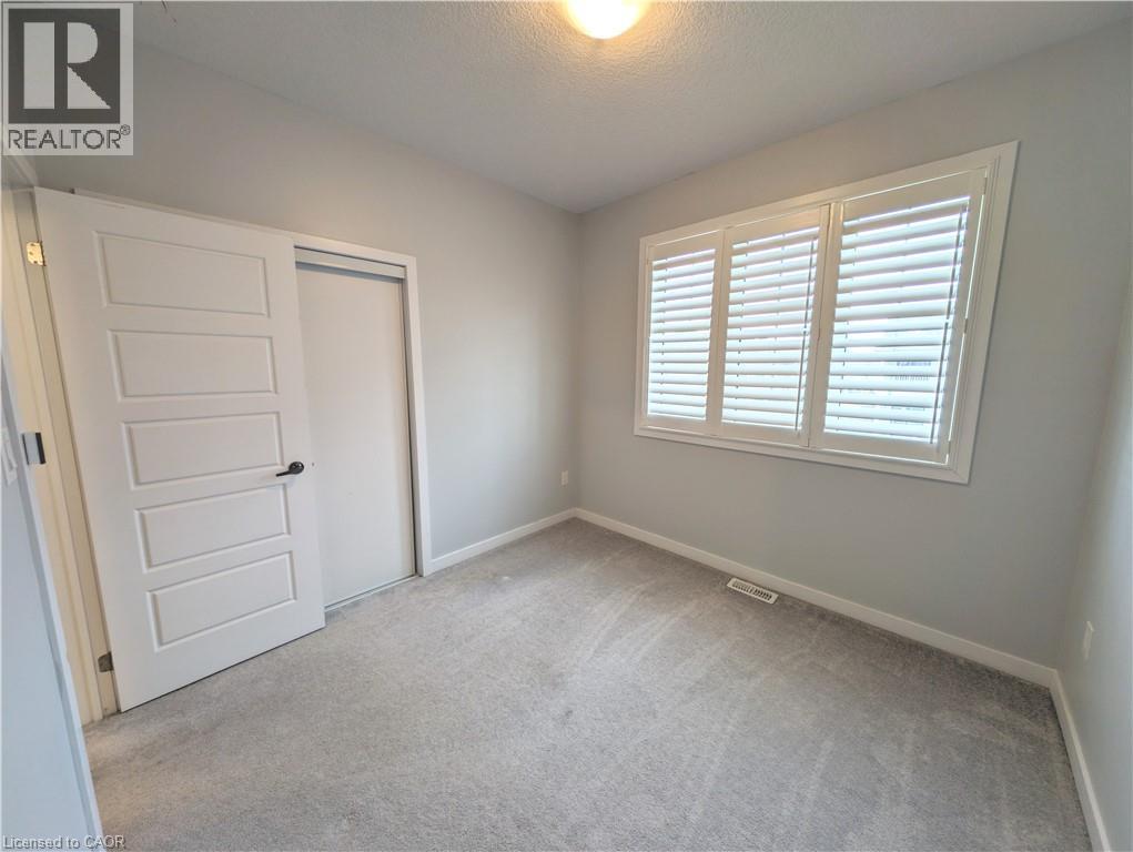 37 Mull Avenue, Caledonia, ON - Indoor Photo Showing Other Room