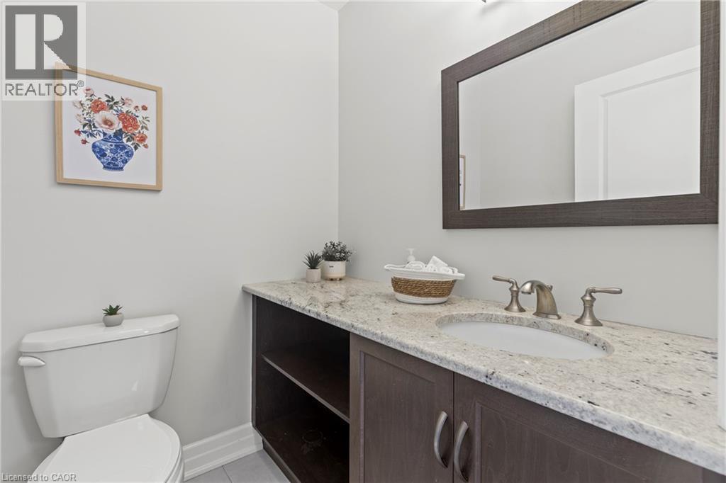 12 Nolan Trail, Hamilton, ON - Indoor Photo Showing Bathroom