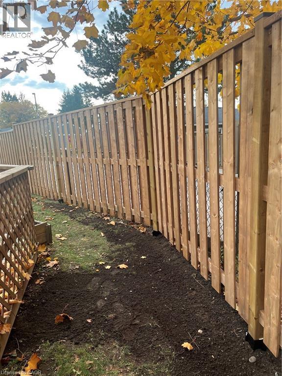 12 Nolan Trail, Hamilton, ON - Outdoor