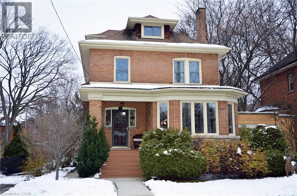 Front of the house - 25 Fairmount Avenue, Hamilton, ON - Outdoor With Facade
