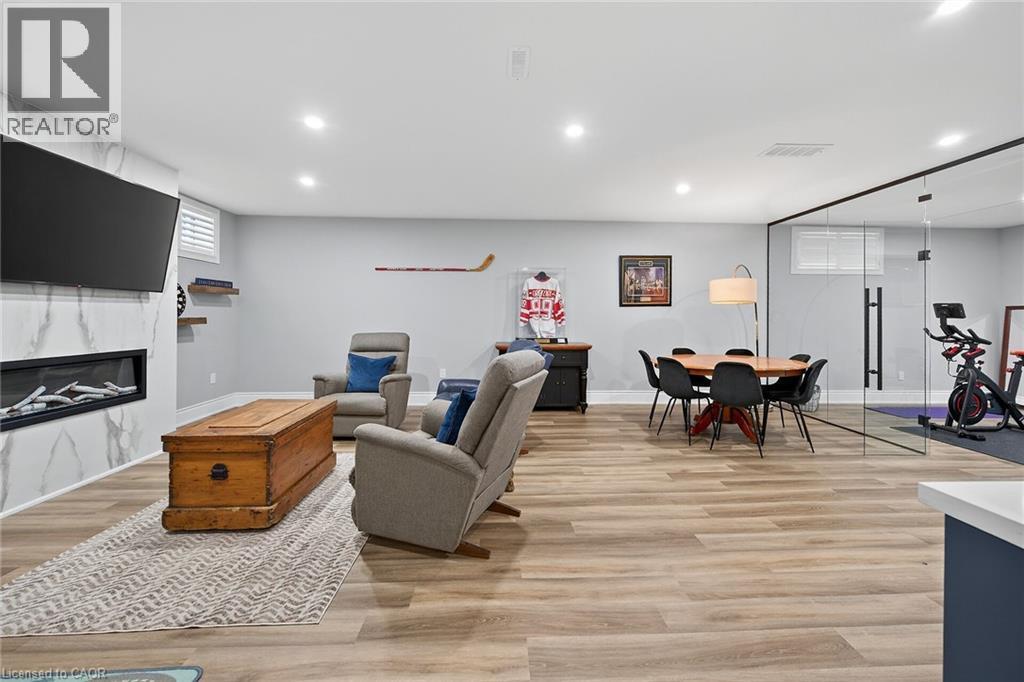 248 Cloverleaf Drive, Ancaster, ON - Indoor With Fireplace