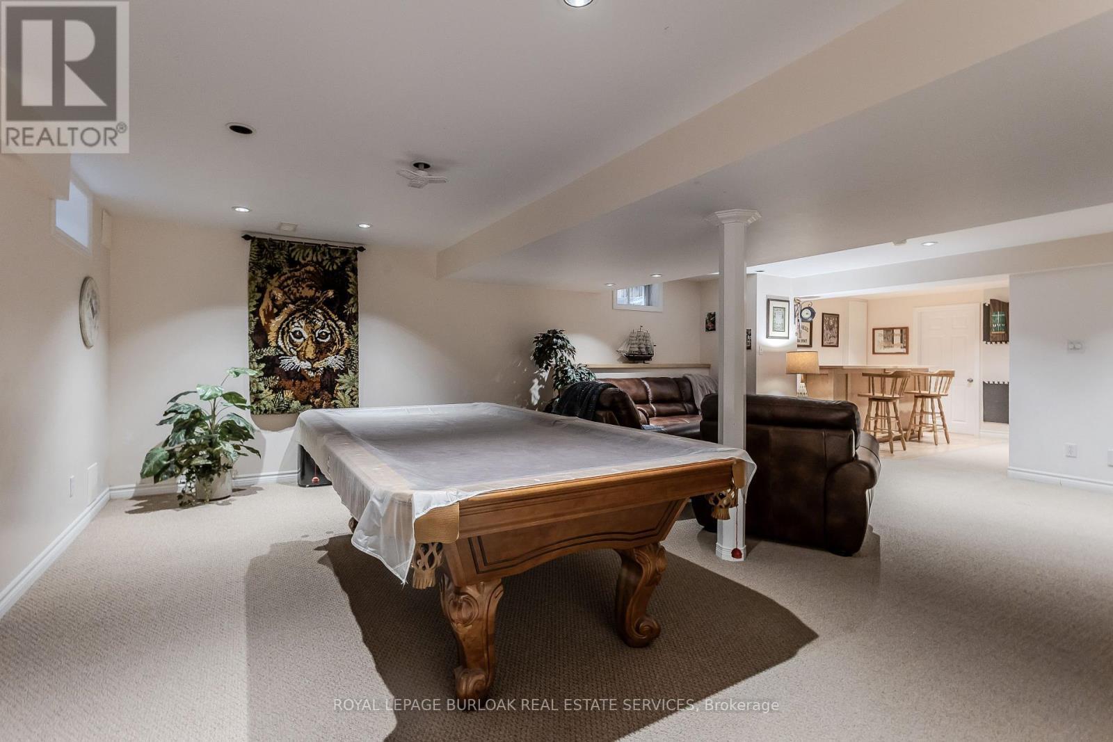 606 Williamson Court, Burlington, ON - Indoor Photo Showing Other Room