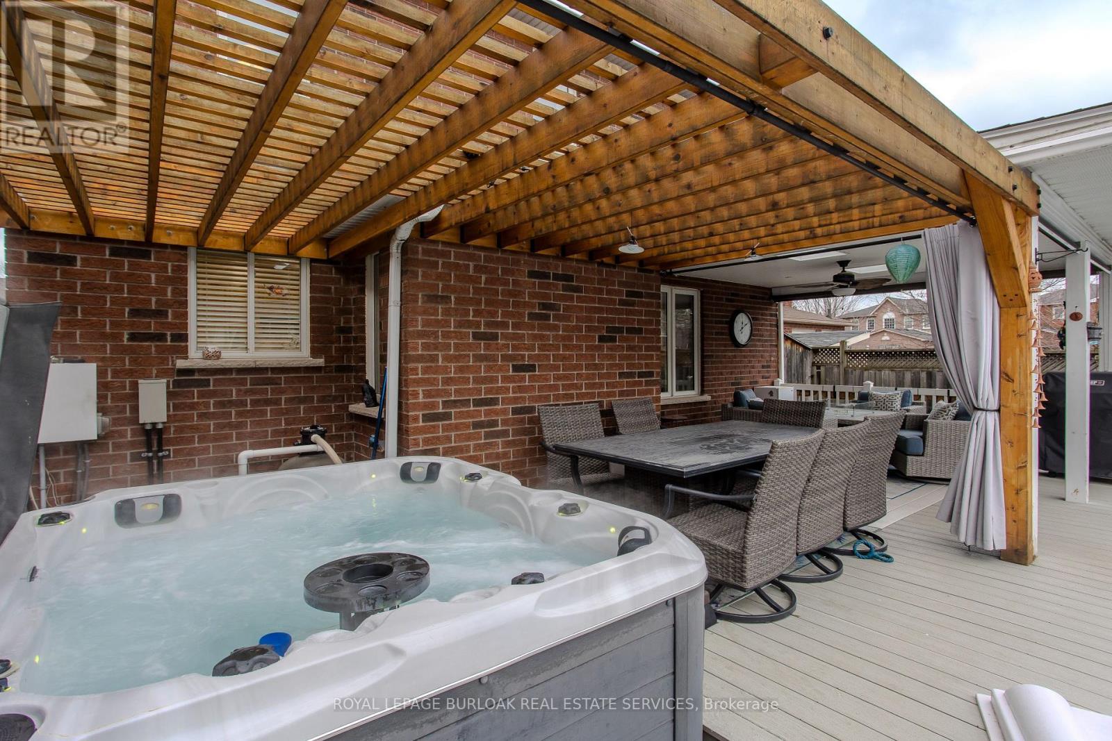 606 Williamson Court, Burlington, ON - Outdoor With Deck Patio Veranda With Exterior