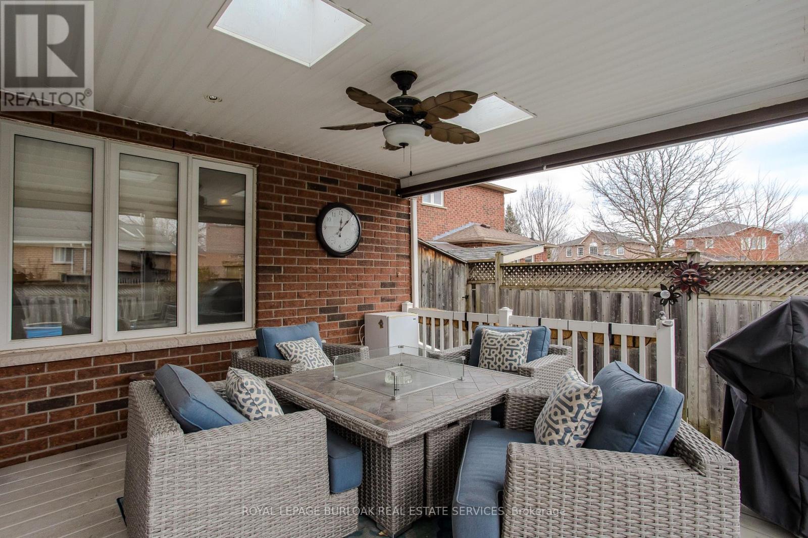 606 Williamson Court, Burlington, ON - Outdoor With Deck Patio Veranda With Exterior