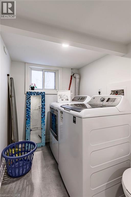 67 Gage Avenue N, Hamilton, ON - Indoor Photo Showing Laundry Room