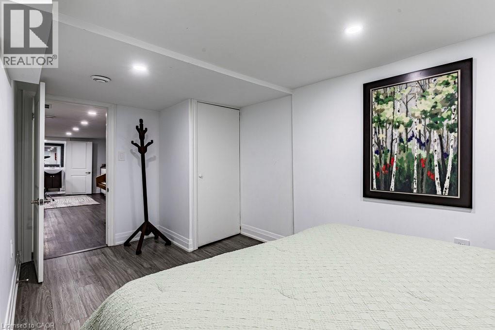 67 Gage Avenue N, Hamilton, ON - Indoor Photo Showing Bedroom